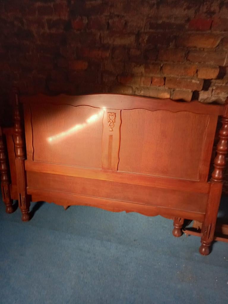 Cadre de lit ancien, Antiquités & Art, Enlèvement ou Envoi