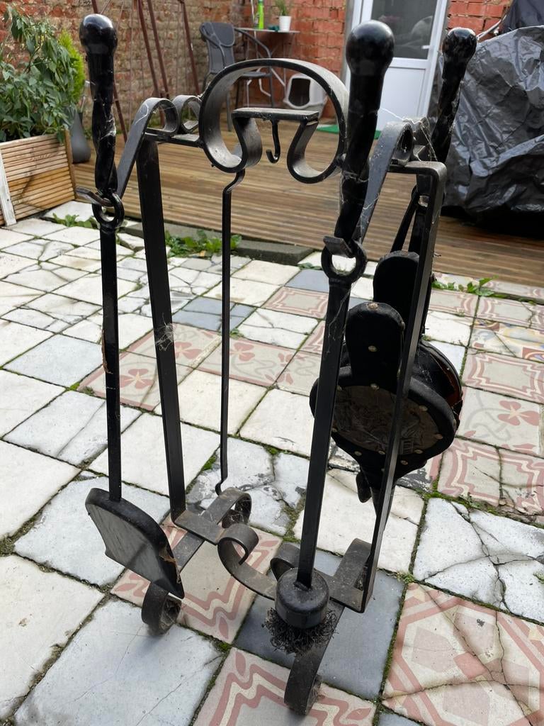 Set pour feu ouvert, Enlèvement, Utilisé