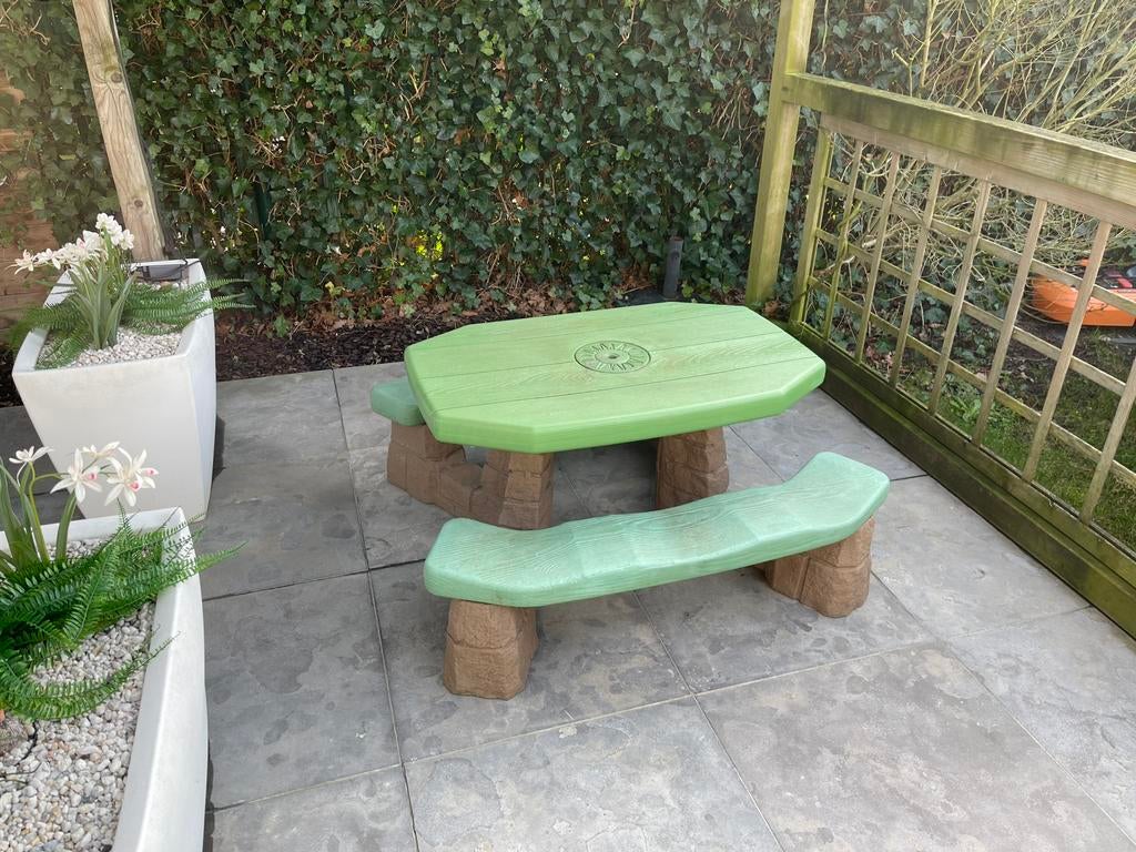 Kindertafetje tot ongeveer 8 jaar, Tuin en Terras, Picknicktafels, Overige materialen, Gebruikt, Rechthoekig, Ophalen