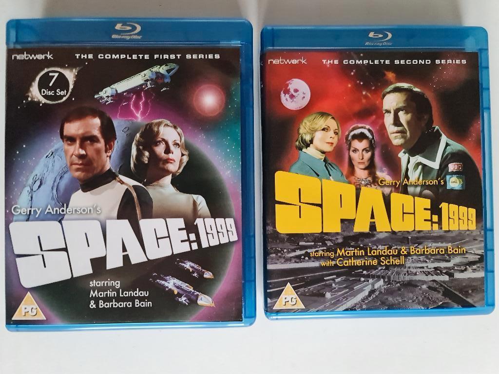 SPACE 1999 Blu-Ray komplete TV serie NIEUW !, CD & DVD, Blu-ray, Enlèvement ou Envoi, Comme neuf, TV & Séries télévisées, Coffret