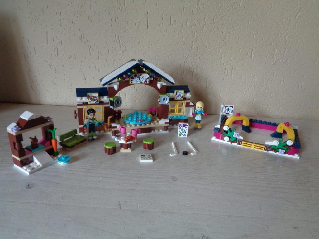 LEGO Friends Wintersport IJsbaan - 41322, Ophalen of Verzenden, Gebruikt, Complete set, Lego