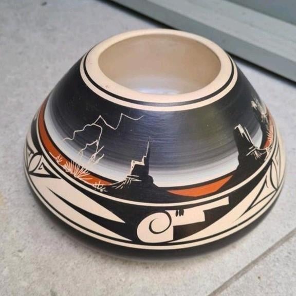 Vintage Keramiek pot gesigneerd, Antiek en Kunst, Ophalen of Verzenden
