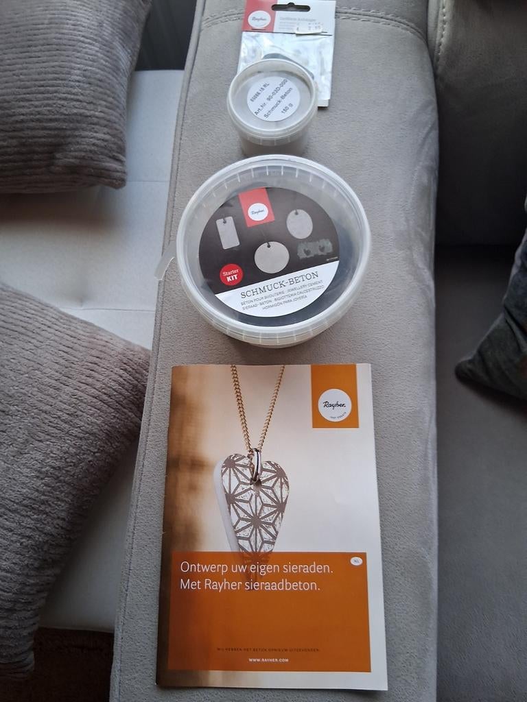 Juwelen maken in beton / set voor beginners nieuw, Hobby en Vrije tijd, Ophalen of Verzenden