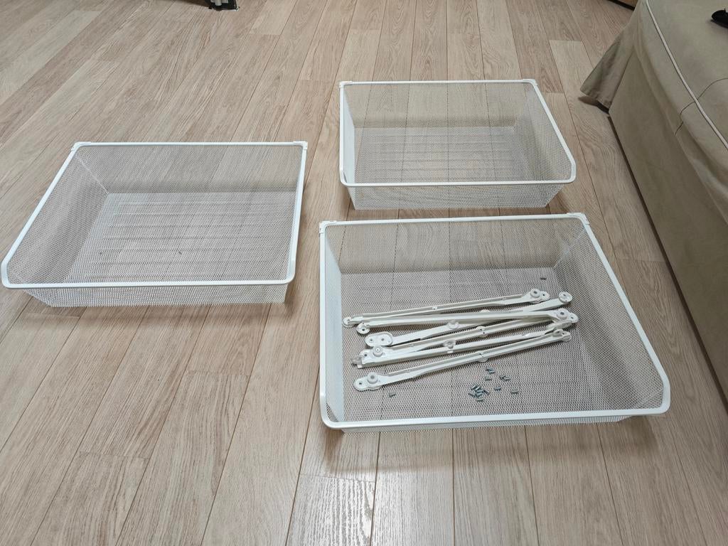 Panier Ikea komplement, Enlèvement
