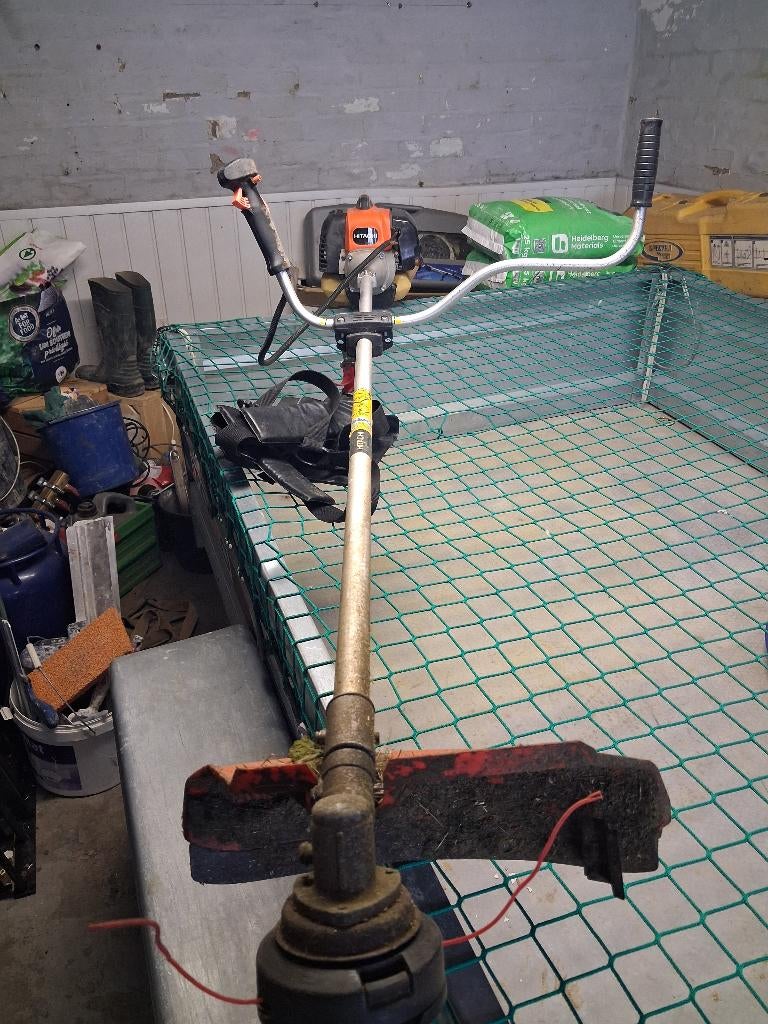 Debrousailleuse essence hitachi, Tuin en Terras, Ophalen, Benzine, Gebruikt, Autre
