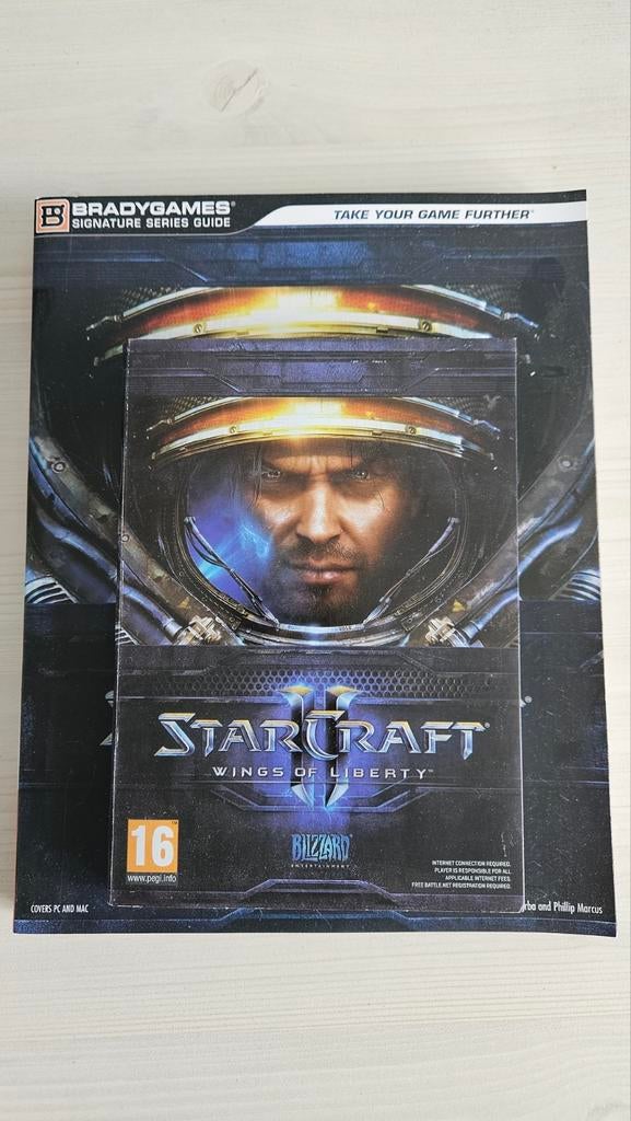 Starcraft II: Wings of Liberty, PC met gameguide, Online, À partir de 12 ans, Comme neuf, Enlèvement