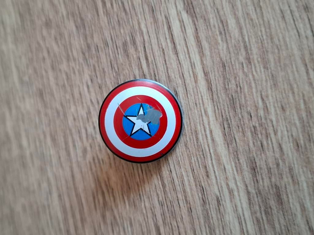 Lego : Bouclier de Captain America, Envoi, Lego