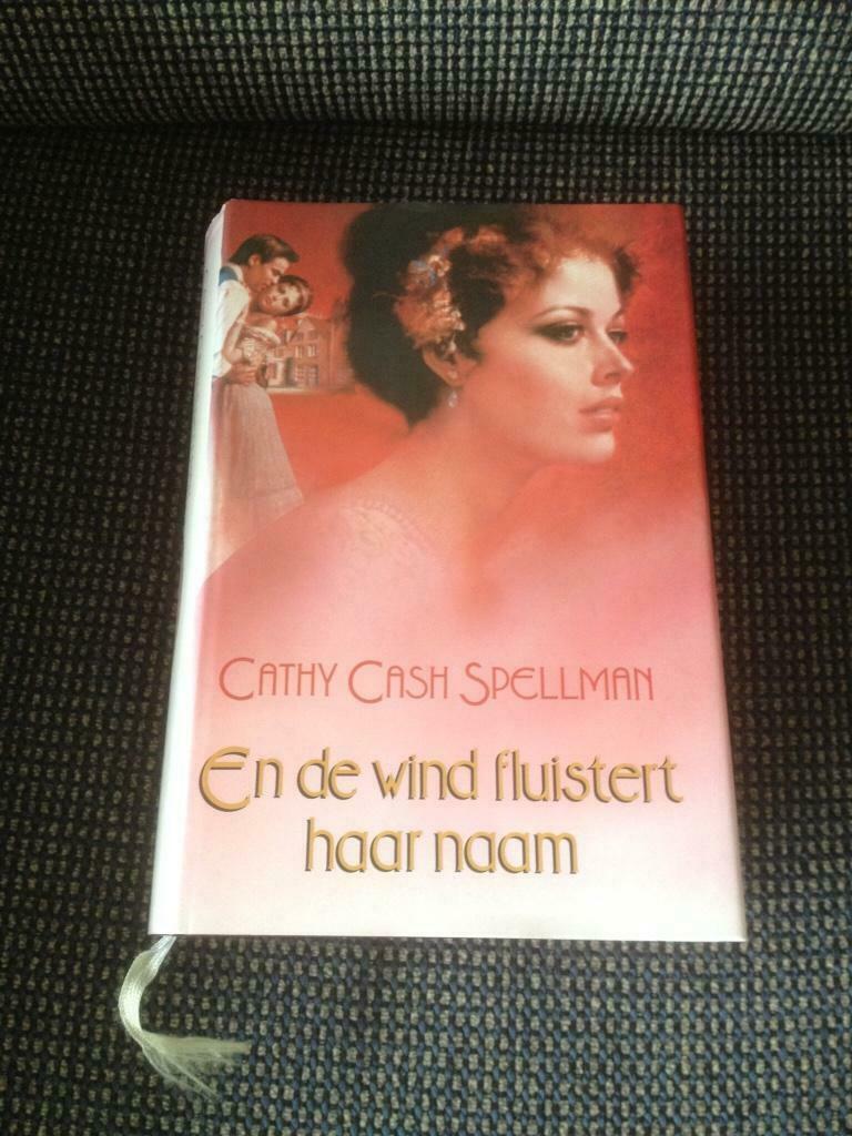 Spellman : En de wind fluistert haar naam, Ophalen of Verzenden, Gelezen