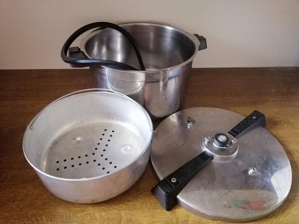Casserole à pression, Inox, Enlèvement ou Envoi, Plaque céramique, Utilisé