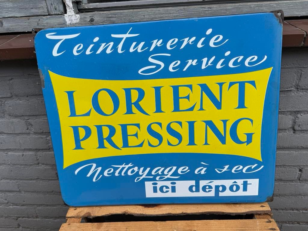 Lorient Pressing emaille reclamebord, Antiek en Kunst, Ophalen of Verzenden