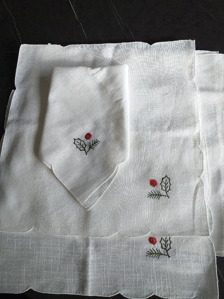 Set van 11 nieuwe stoffen servetten., Huis en Inrichting, Ophalen of Verzenden, Nieuw, Wit