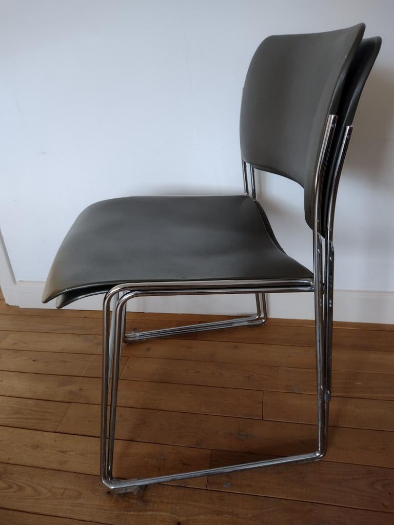Chaises empilables 40/4 de David Rowland, Enlèvement, Utilisé, Autres couleurs, Métal