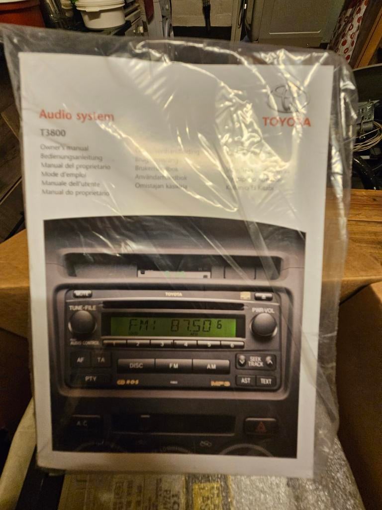 Gloednieuwe autoradio toyota, Auto diversen, Autoradio's, Ophalen