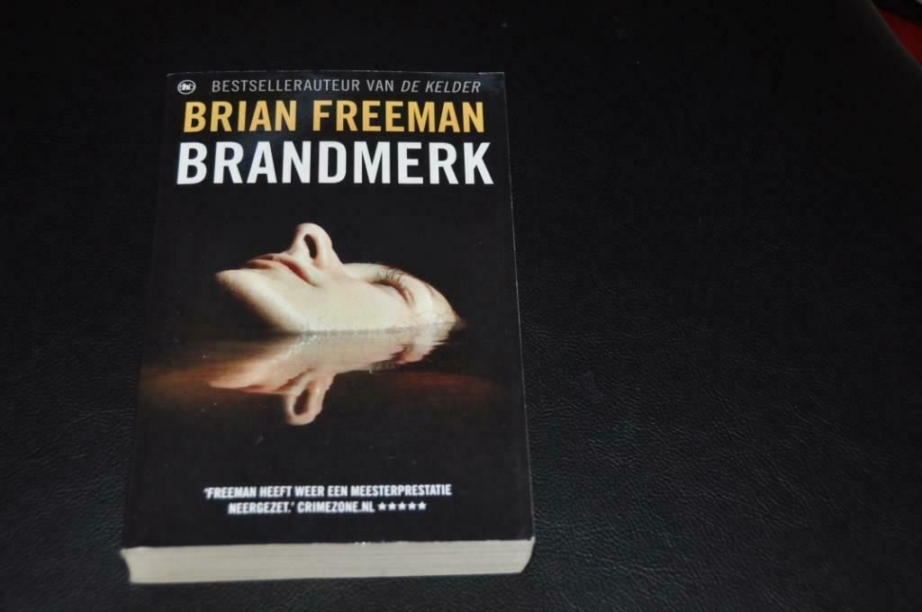 boeken van Brian Freeman, Enlèvement ou Envoi, Utilisé