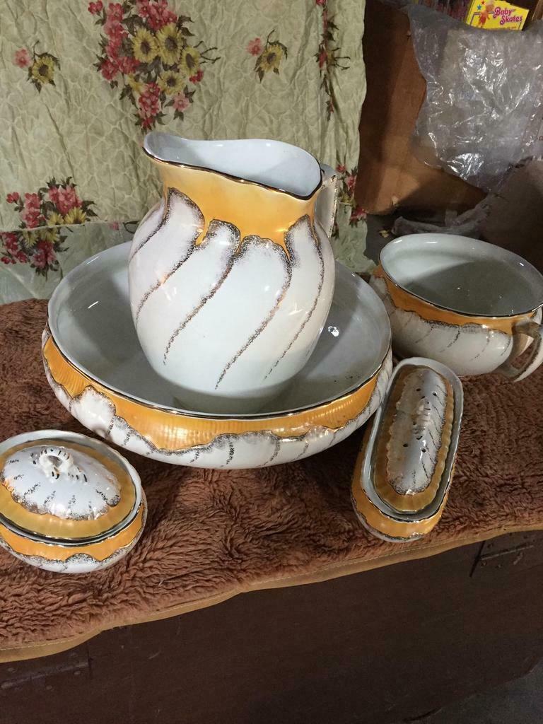 Ancien nécessaire de toilette, Antiquités & Art