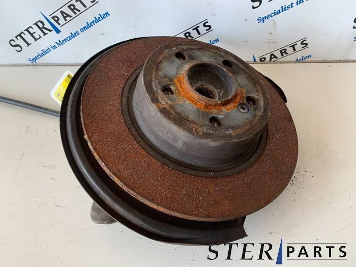 Fusee links-achter van een Mercedes C-Klasse, Gebruikt, -, Ophalen of Verzenden, -