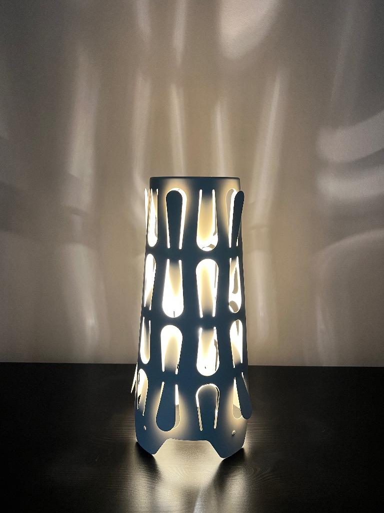 Vintage 1990s Ikea Kajuta tafellamp wit metaal, Ophalen of Verzenden, Zo goed als nieuw, Metaal, Minder dan 50 cm