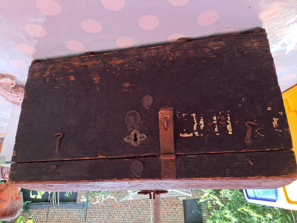 Oude houten kist, Antiek en Kunst, Ophalen