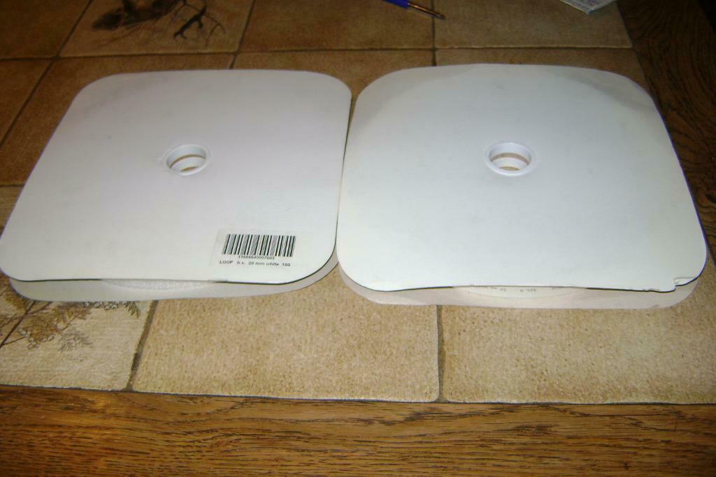 12,00 m witte velcro-kras om te naaien, € 1,50 per m, Diversen, Ophalen of Verzenden, Nieuw