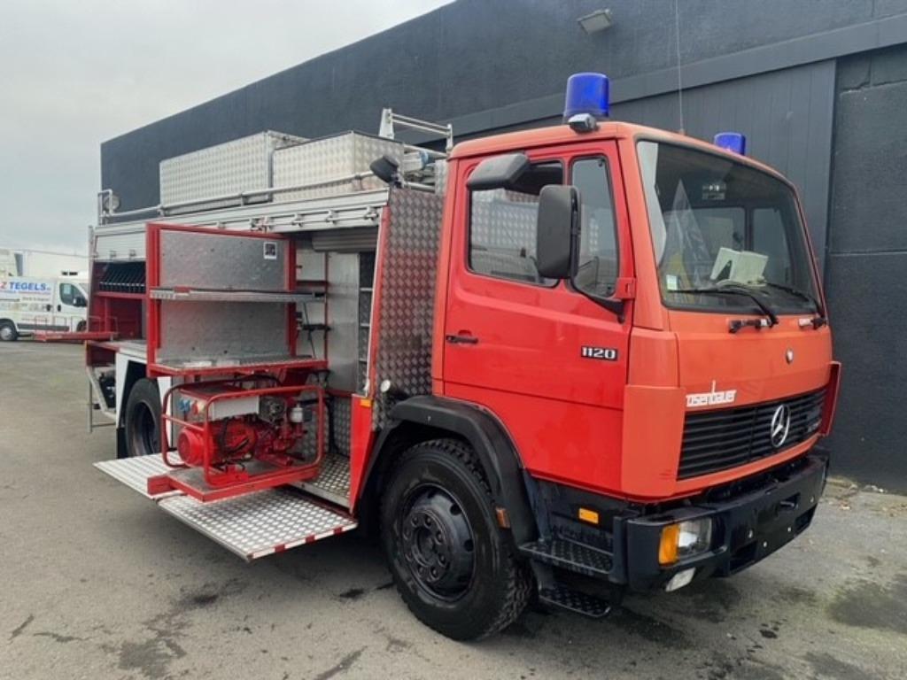 Brandweerwagen MERCEDES  1120, Auto's, Automaat, Mercedes-Benz, Bedrijf, Diesel