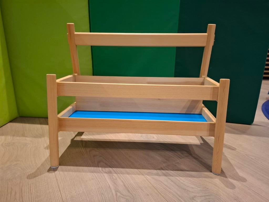 Flisat boekenstandaatd in nieuwstaat, Enlèvement, Comme neuf