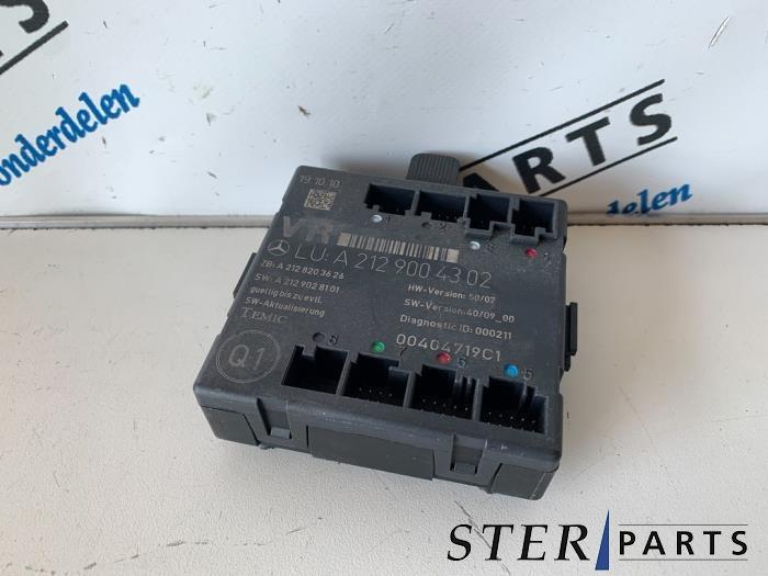 Centrale Deurvergrendelings Module van een Mercedes E-Klasse, Gebruikt, -, Ophalen of Verzenden, -