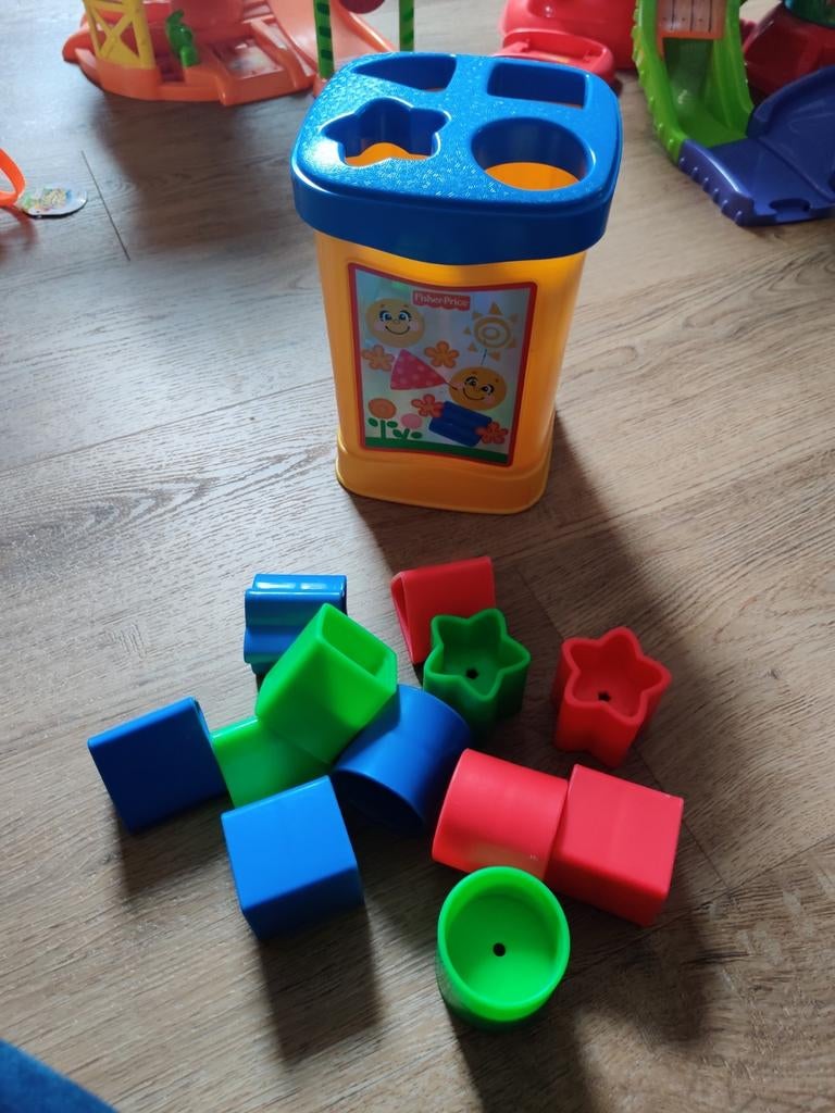 Vormendoos/puzzel van Fisher Price., Kinderen en Baby's, Speelgoed | Fisher-Price, Ophalen, Gebruikt, Speelset