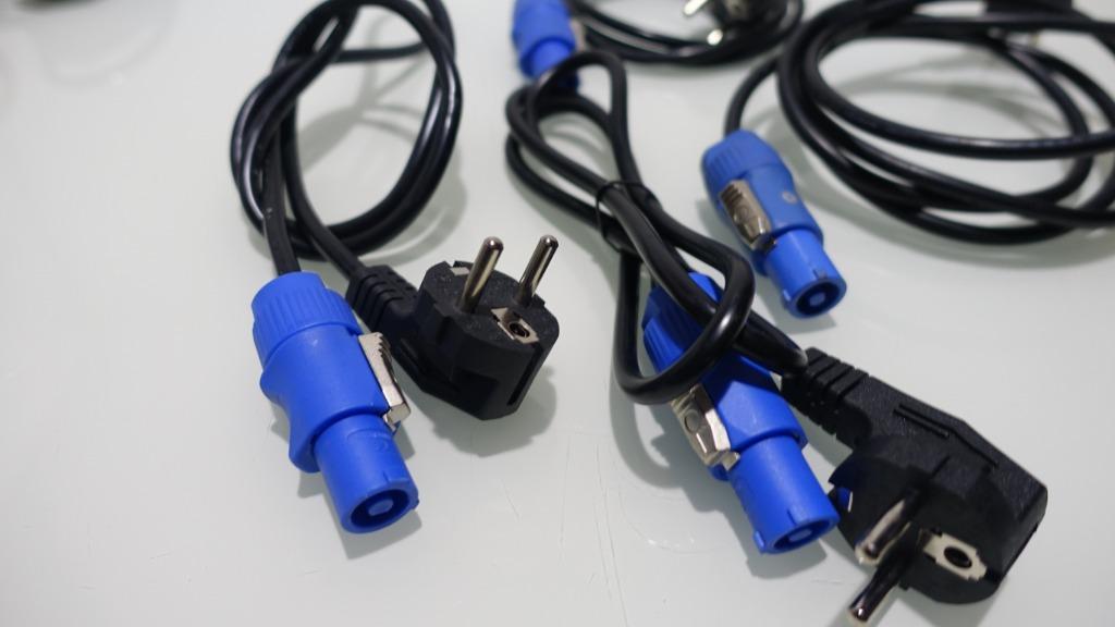 8 x Powercon kabels, Muziek en Instrumenten, Ophalen of Verzenden, Zo goed als nieuw, Apparatuur