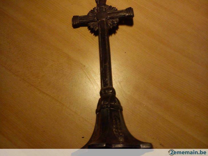 crucifix à poser en étain, Antiquités & Art, Antiquités | Objets religieux