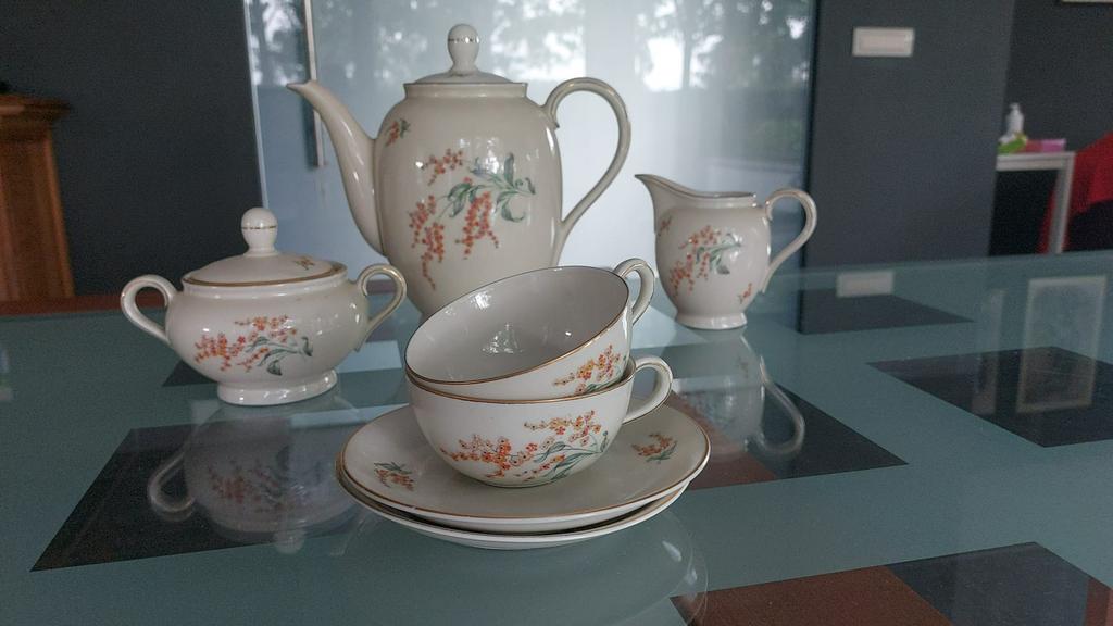 Servies Floss Bavaria, Eichwald Bloch Co en Boch, Enlèvement