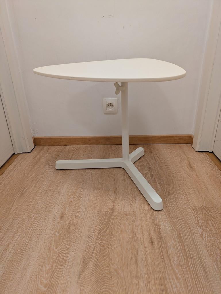 Ikea Svartasen laptop tafeltje wit, Ophalen, Gebruikt, In hoogte verstelbaar