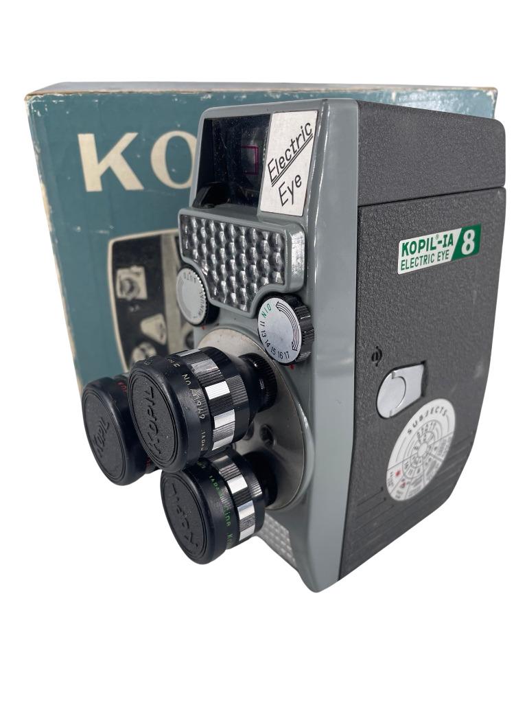 Kopil-IA 8 elektrische oogcamera - Japan - Drievoudige lens, Verzamelen, Foto-apparatuur en Filmapparatuur, Filmcamera, 1940 tot 1960