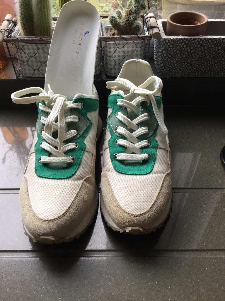 XANDRES, Sneakers, maat 41, Kleding | Dames, Schoenen, Beige, Ophalen of Verzenden, Zo goed als nieuw, Sneakers