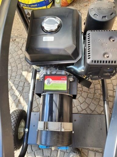 Groupe de diffusion, Enlèvement, Comme neuf, Moins de 5 kVA, Essence