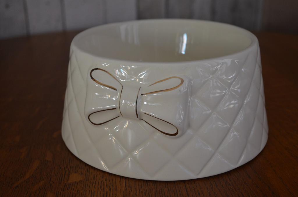 Eten of drinkenbak voor hond of kat wit/goud porselein, Enlèvement ou Envoi, Comme neuf