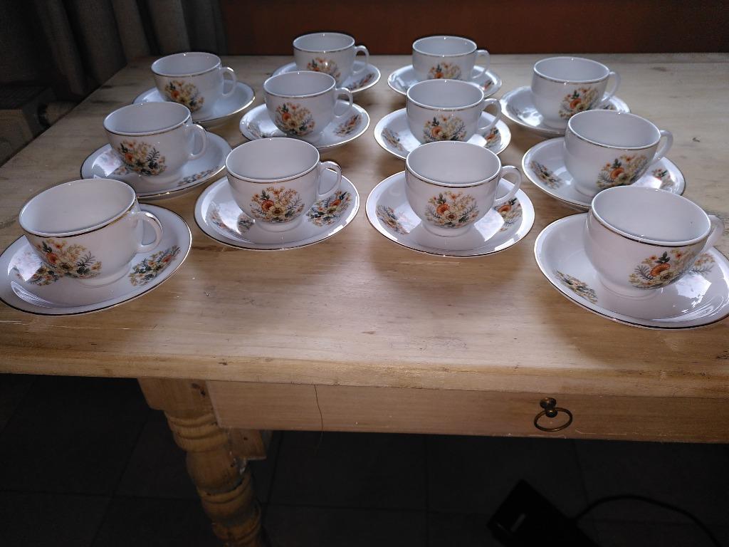Service à café pour 12 personnes, Enlèvement ou Envoi