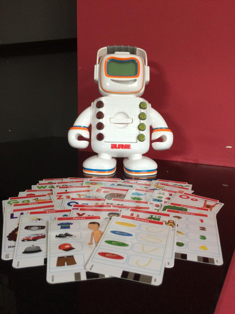 Robot éducatif Alphie playskool, Enlèvement, Utilisé, Électronique, Avec lumière