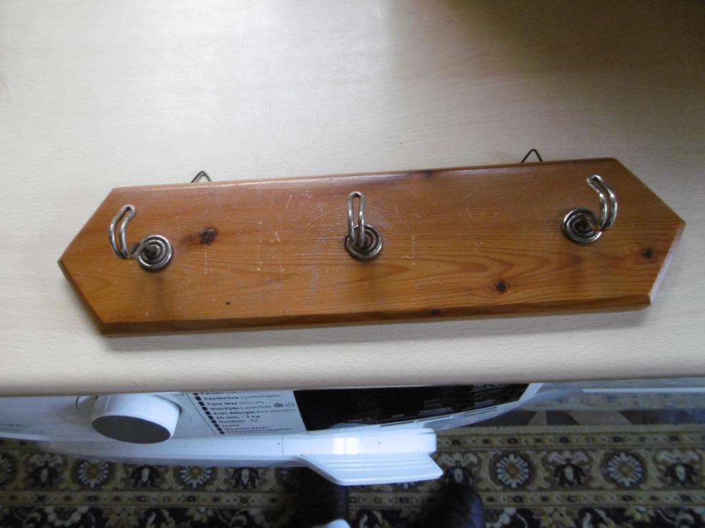 antiek kapstokje in pitch pine, 3 haakjes, Wandhaken, Ophalen of Verzenden, Zo goed als nieuw, Minder dan 100 cm