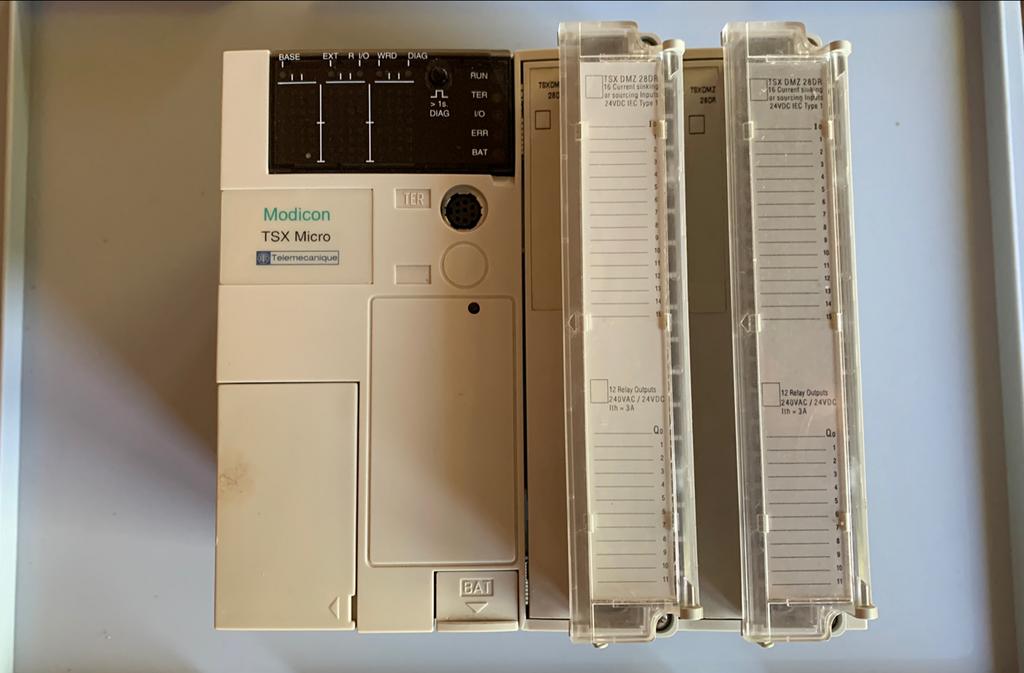 Schneider TSX micro PLC, Hobby en Vrije tijd, Elektronica-componenten, Ophalen of Verzenden, Nieuw