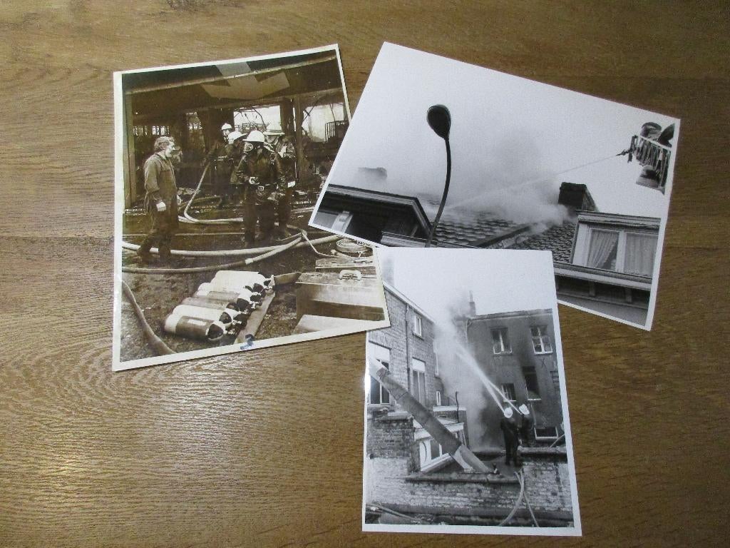 3 PERSFOTO'S BRAND INTERVENTIE BRANDWEER, Ophalen of Verzenden, Zo goed als nieuw, Overige onderwerpen, Foto