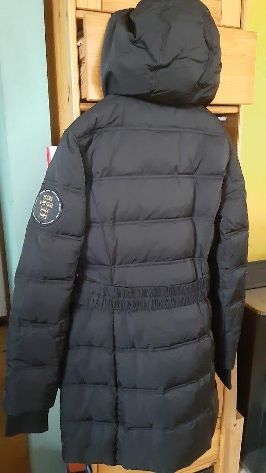 Versace Jeans lange puffer parka kap zwart nieuw S Ital. 46, Versace Jeans, Ophalen of Verzenden, Maat 46/48 (XL) of groter, Zwart