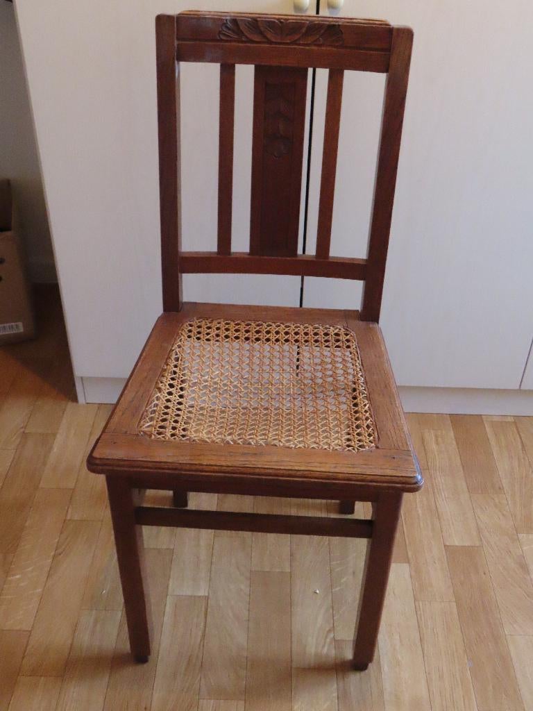 Oude antieken stoel, Ophalen