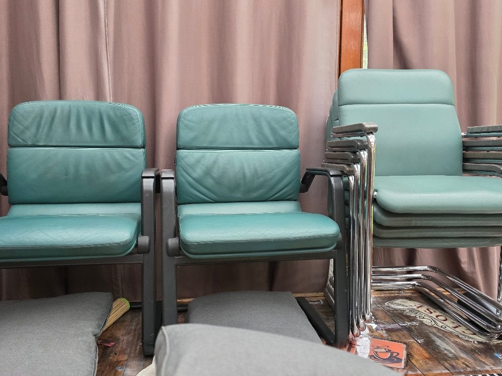 LOT DE 13 CHAISES THONET, Enlèvement, Utilisé, Autres couleurs, Cinq, Six Chaises ou plus