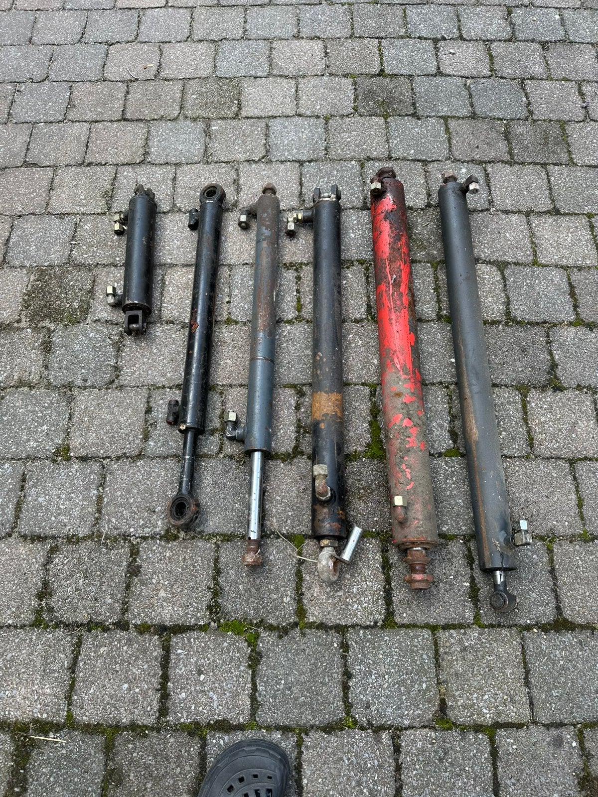 Partij hydraulische pistons €50 stuk, Auto diversen, Ophalen, Gebruikt, Hydraulisch