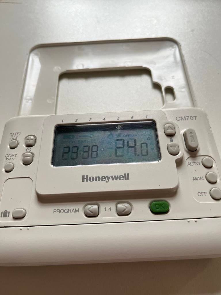 Thermostats filaires programmables, Bricolage & Construction, Enlèvement ou Envoi, Thermostat intelligent, Comme neuf