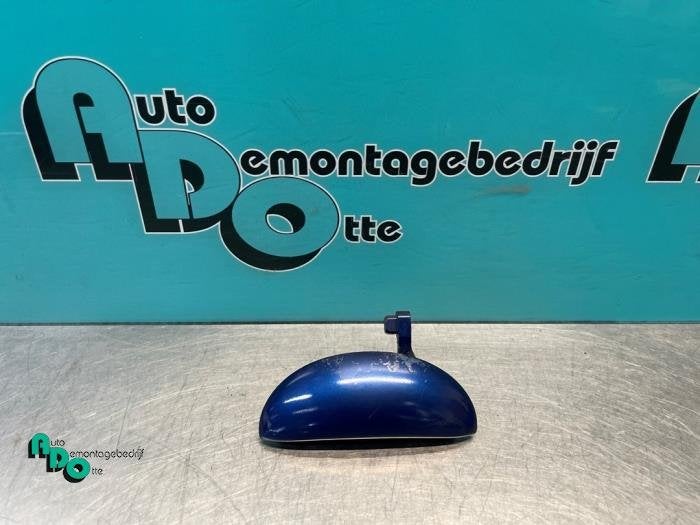 Poignée portière 4portes arrière gauche d'un Toyota Aygo, -, 3 mois de garantie, Toyota, Utilisé