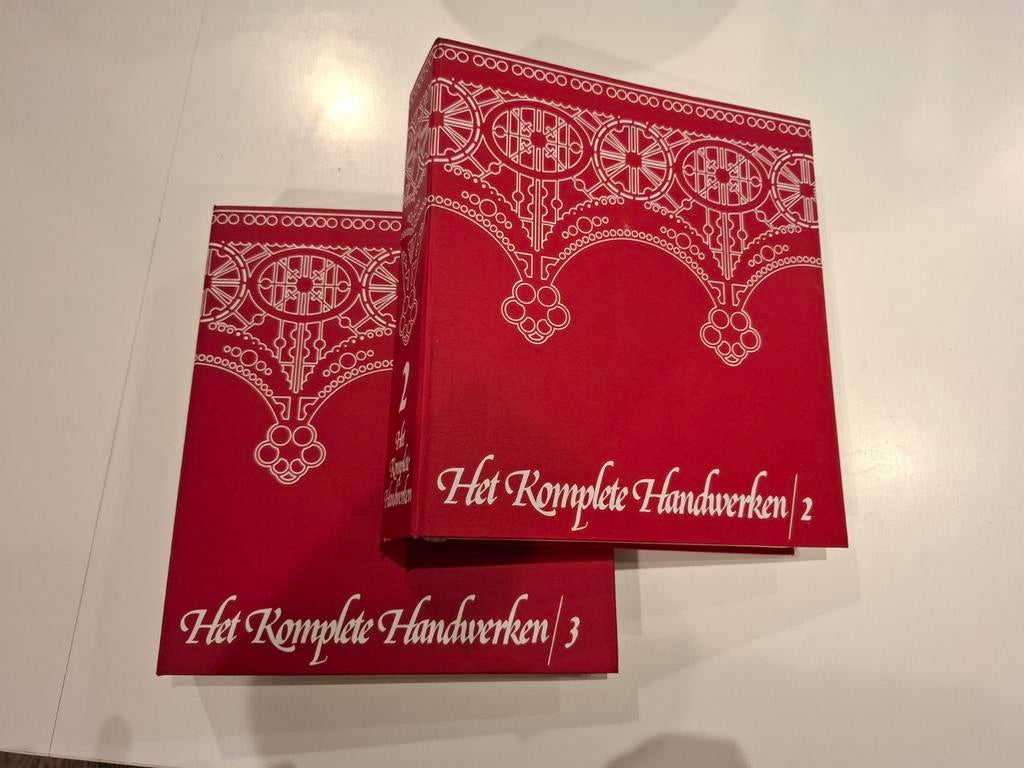 Het komplete handweren - boek 2 & 3, Hobby en Vrije tijd, Ophalen, Zo goed als nieuw, Handborduren, Patroon