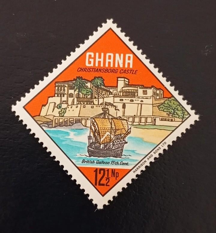 New stamp from Ghana - Christiansborg Castle, Timbres & Monnaies, Timbres | Surinam, Envoi