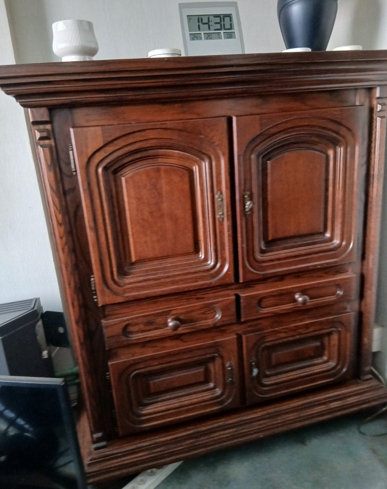 Klassieke massief eiken kast / barkast – Ideaal voor upcycli, Huis en Inrichting, Ophalen, Eikenhout