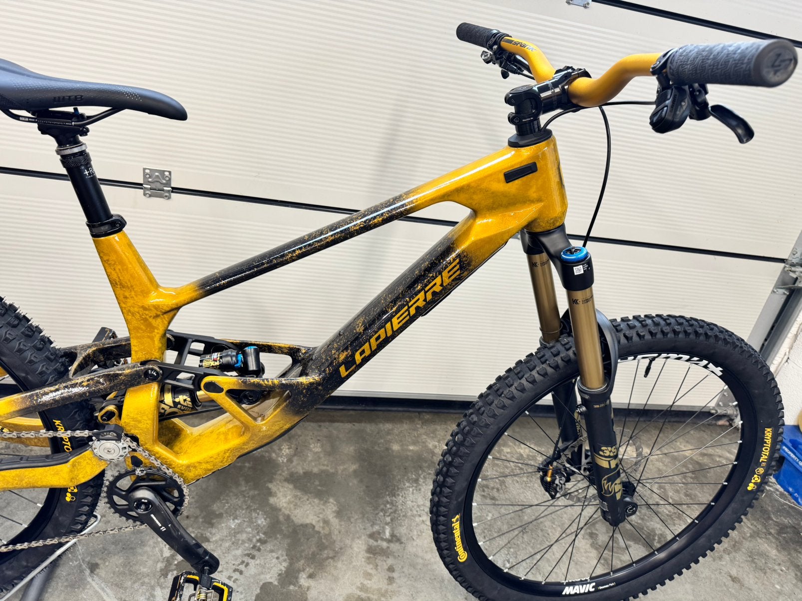 Lapierre Spicy 2025 Custom XL vtt velo enduro bikepark, Enlèvement, Comme neuf